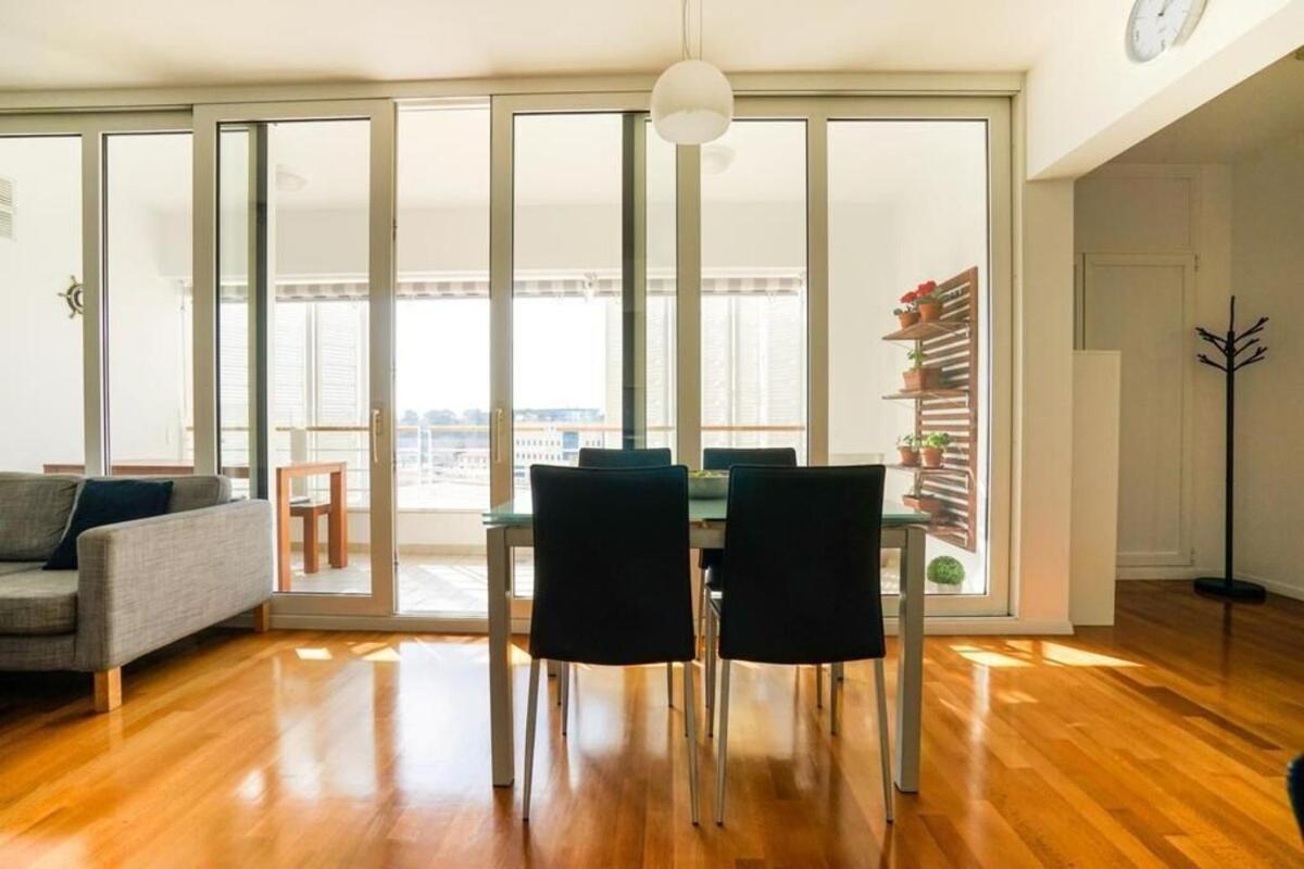White Apartment *