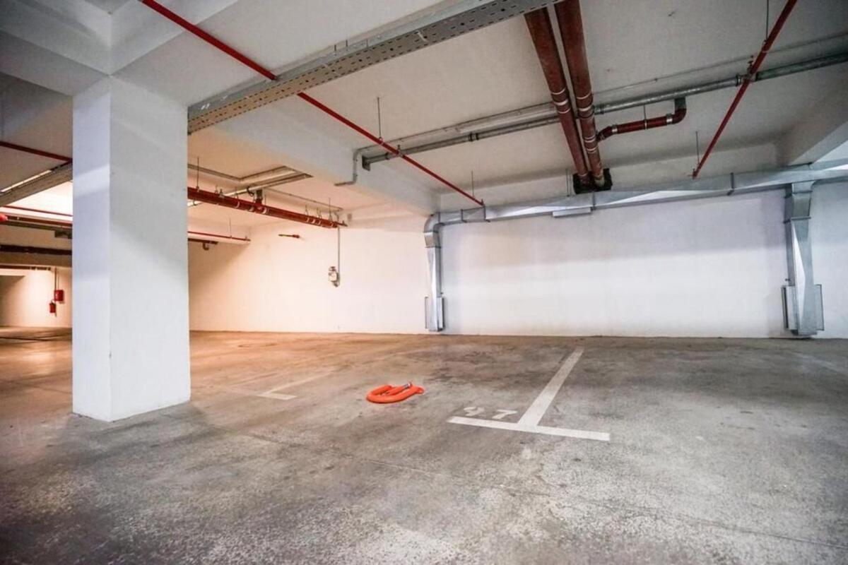 White Apartment *